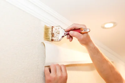 Pose de papier peint à Bricy — revêtements muraux et toiles de verre